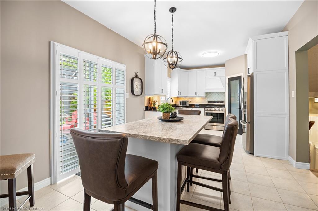 4 Golf Woods Drive Property Photo 12
