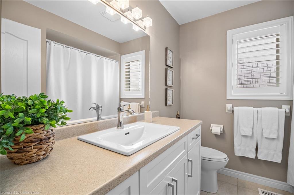 4 Golf Woods Drive Property Photo 35