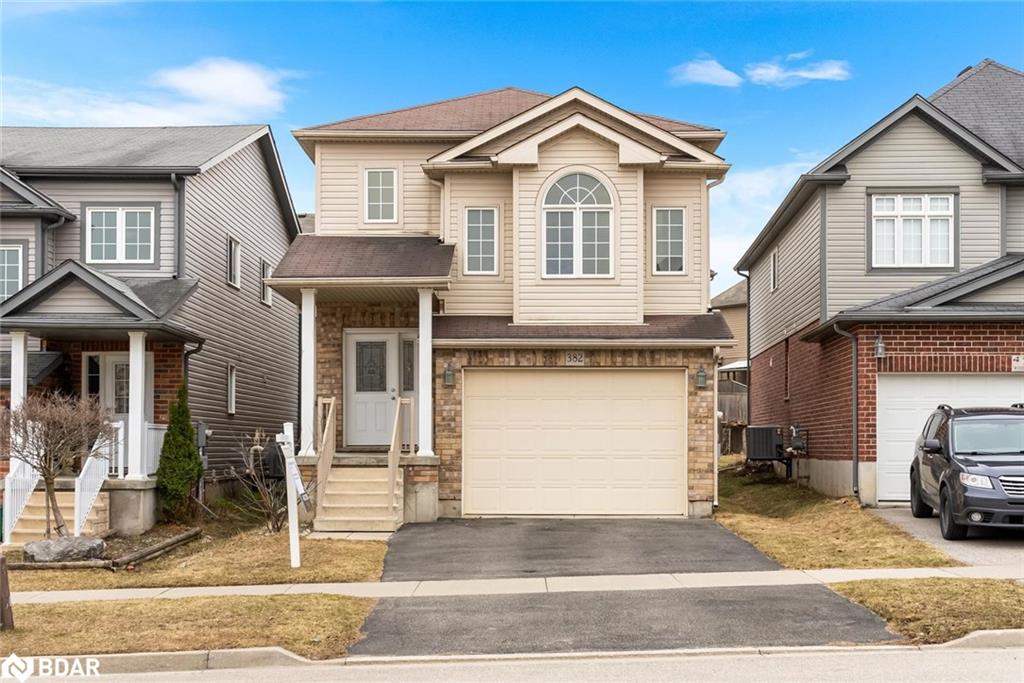 382 Woodbine Avenue Property Photo 2