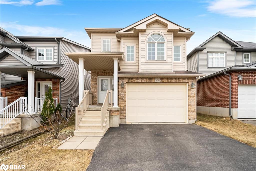 382 Woodbine Avenue Property Photo 3