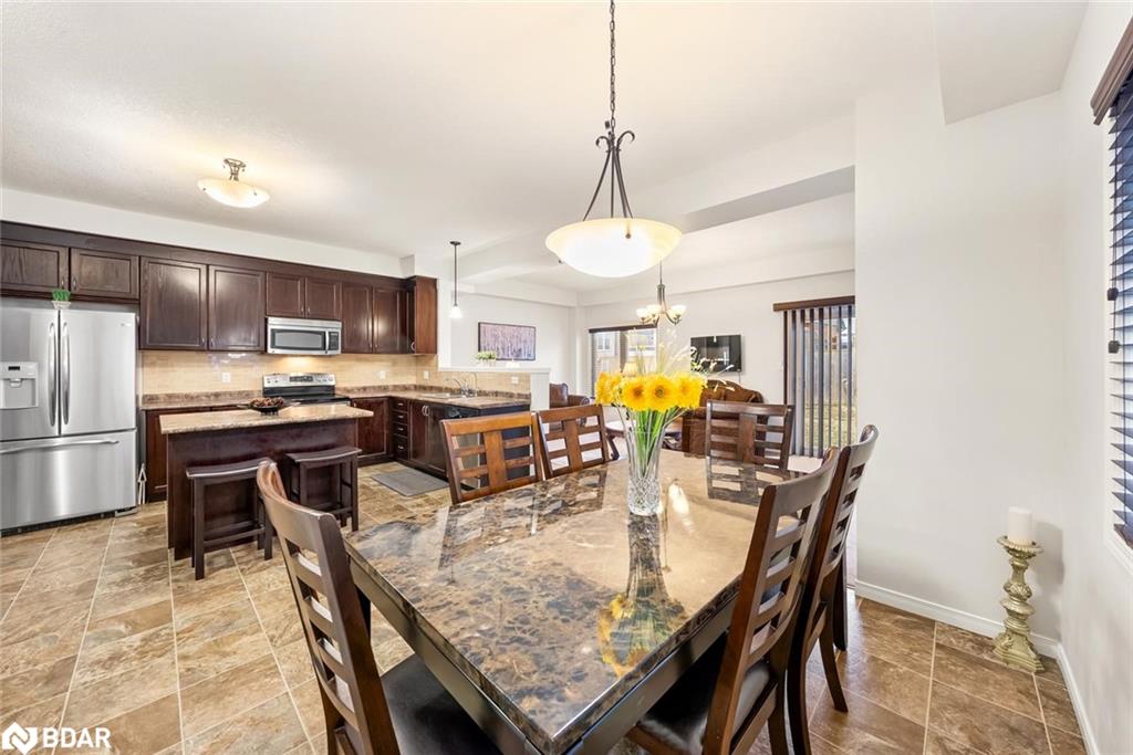 382 Woodbine Avenue Property Photo 13