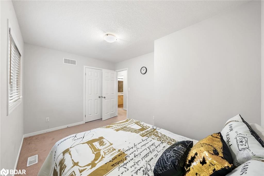 382 Woodbine Avenue Property Photo 26
