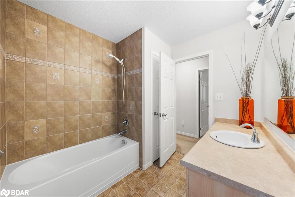 382 Woodbine Avenue Property Photo 30