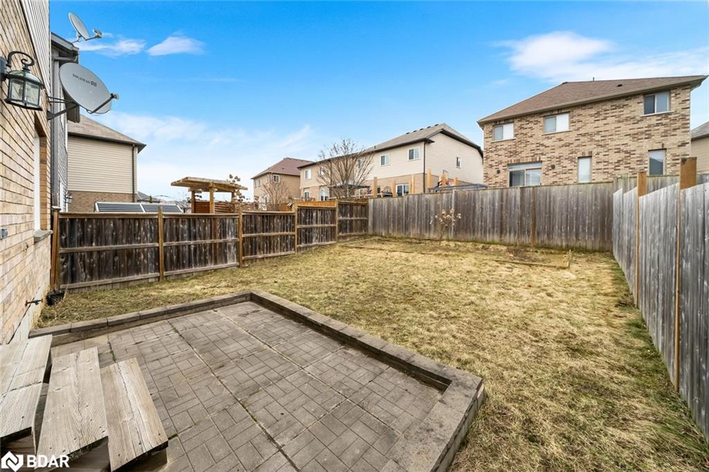 382 Woodbine Avenue Property Photo 38