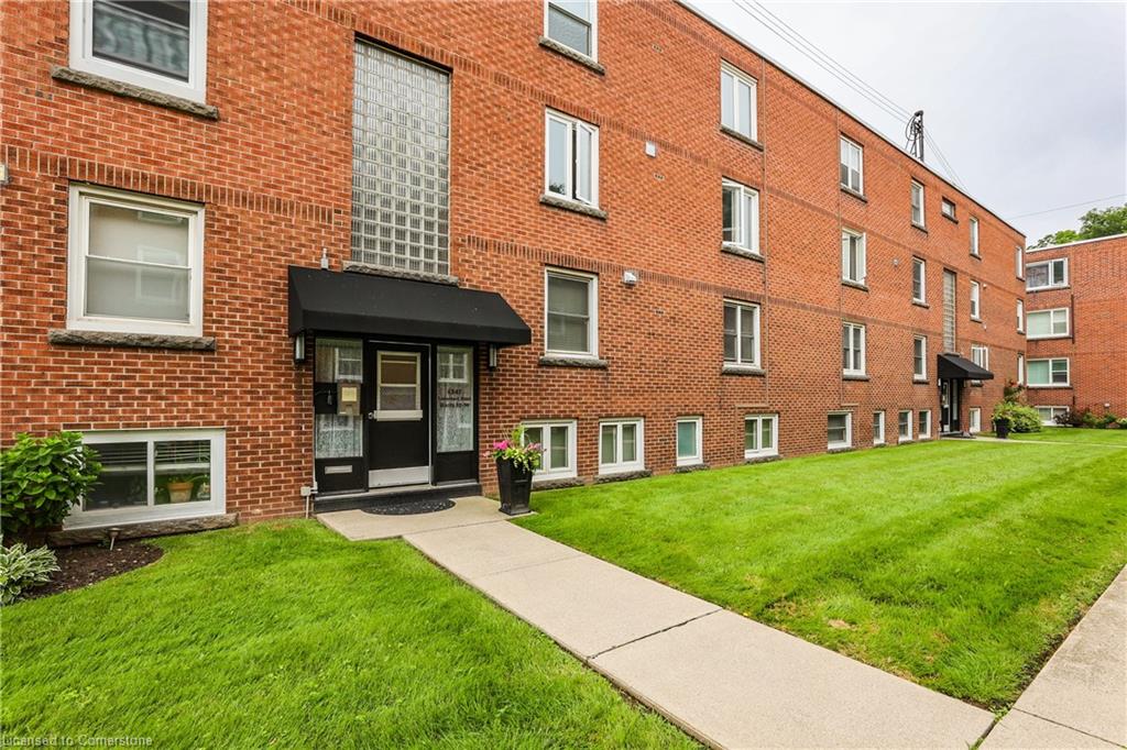 37-1347 Lakeshore Road Property Photo 4