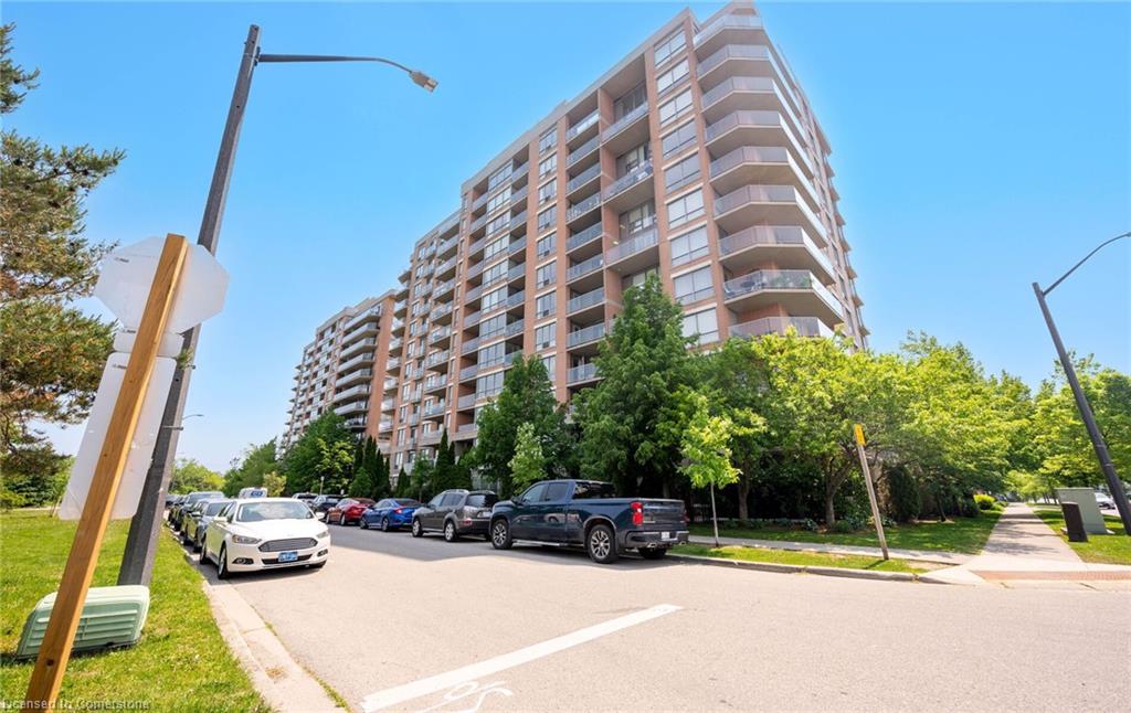 1004-1150 Parkwest Place Property Photo 1