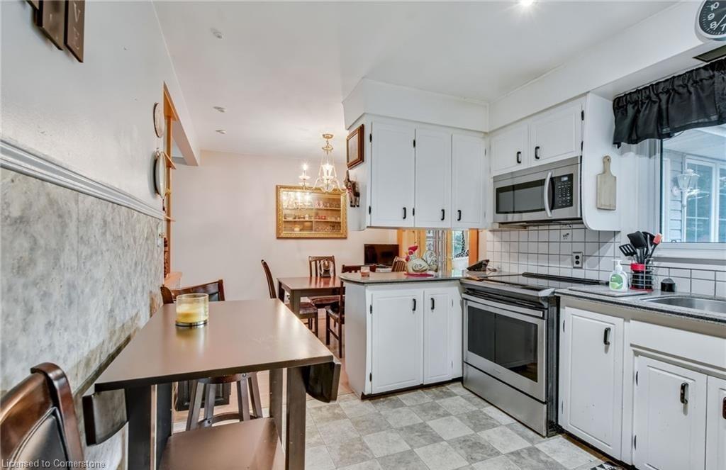 16 Glendale Drive Property Photo 8