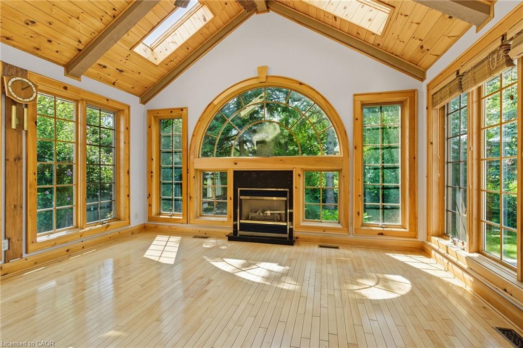 16 Glendale Drive Property Photo 11