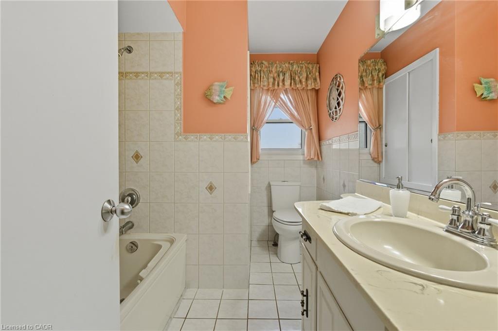 16 Glendale Drive Property Photo 17