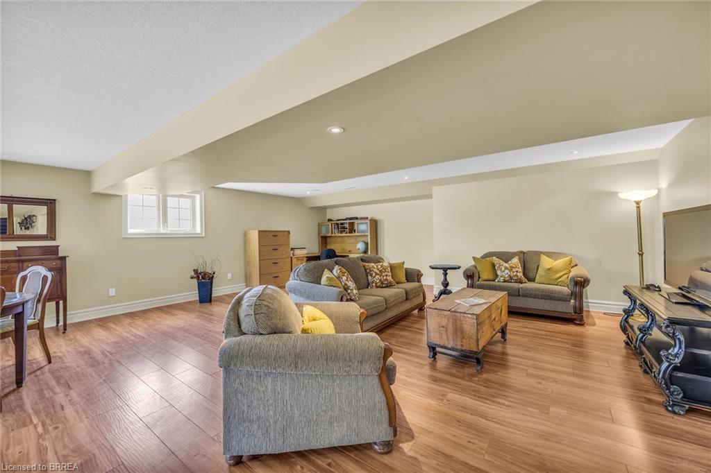 481 Lynden Road Property Photo 37