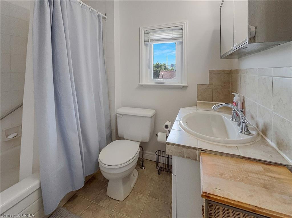 131 Terrace Hill Street Property Photo 27