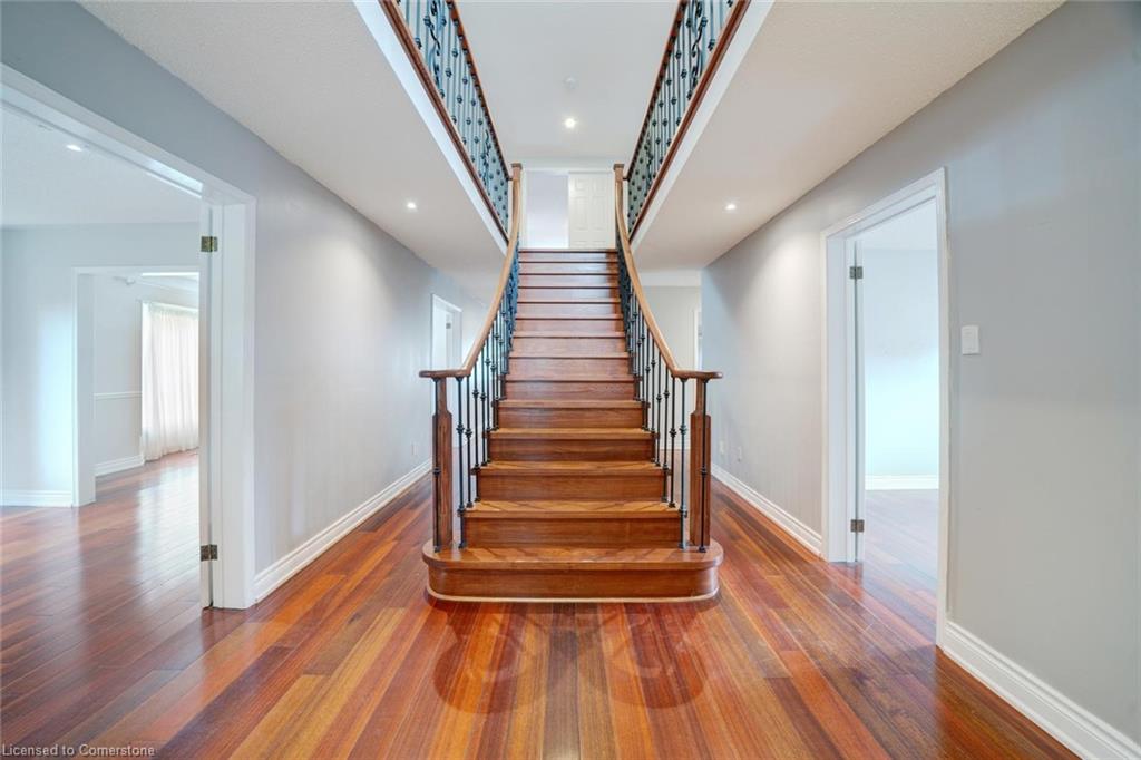 102 Crawford Rose Drive Property Photo 3