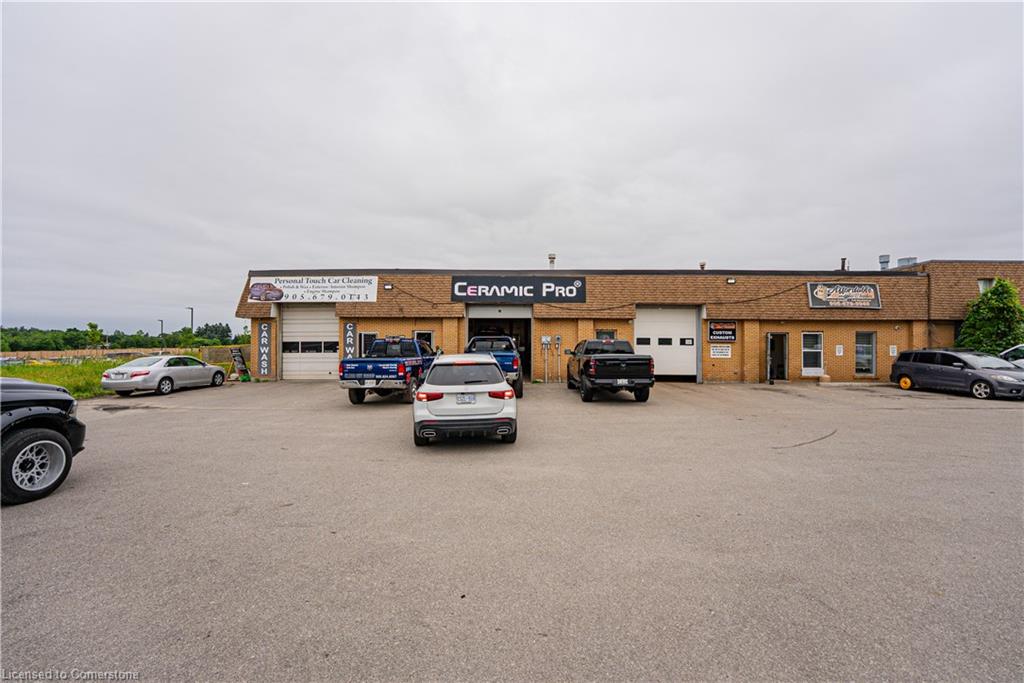 2481 Upper James Street Property Photo 2