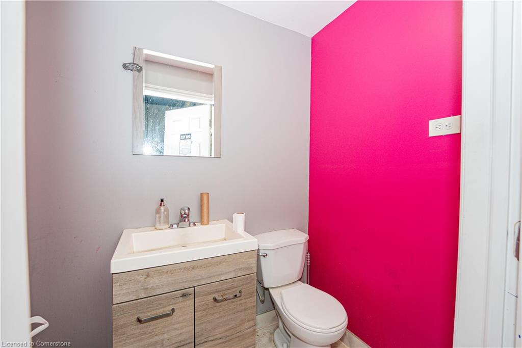 2481 Upper James Street Property Photo 11