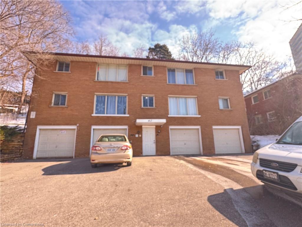 42 Market Street Property Photo 6