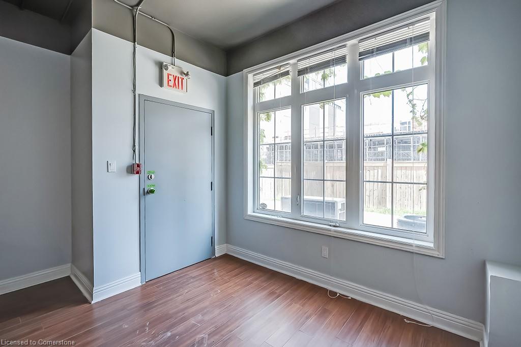 2093 Bates Common Property Photo 8