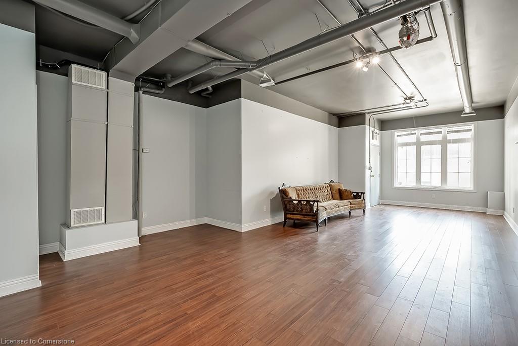 2093 Bates Common Property Photo 10