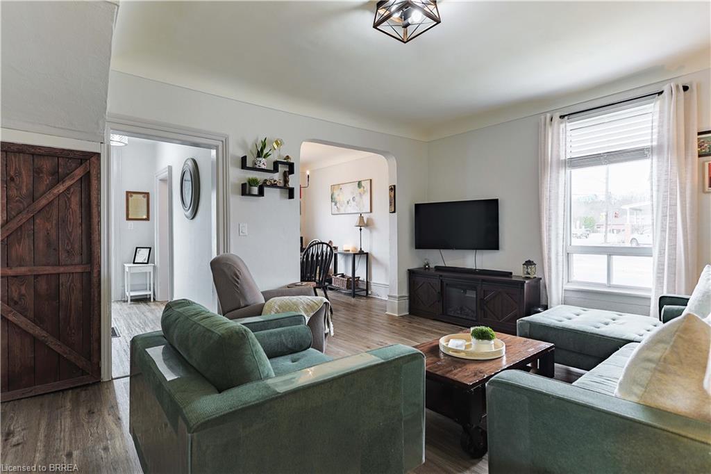 197 Clarence Street Property Photo 8