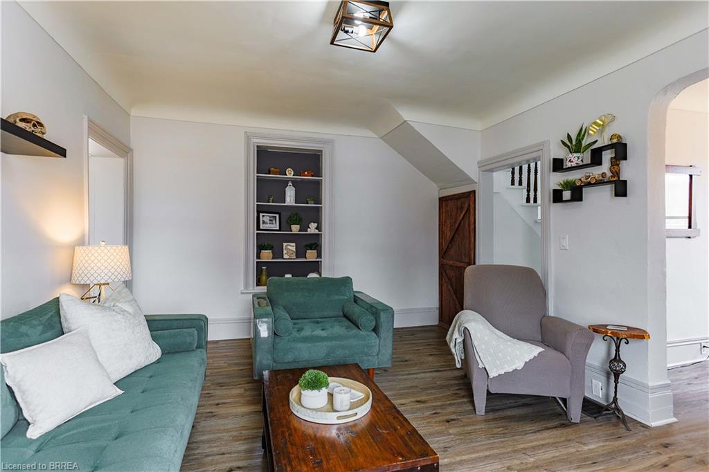 197 Clarence Street Property Photo 10