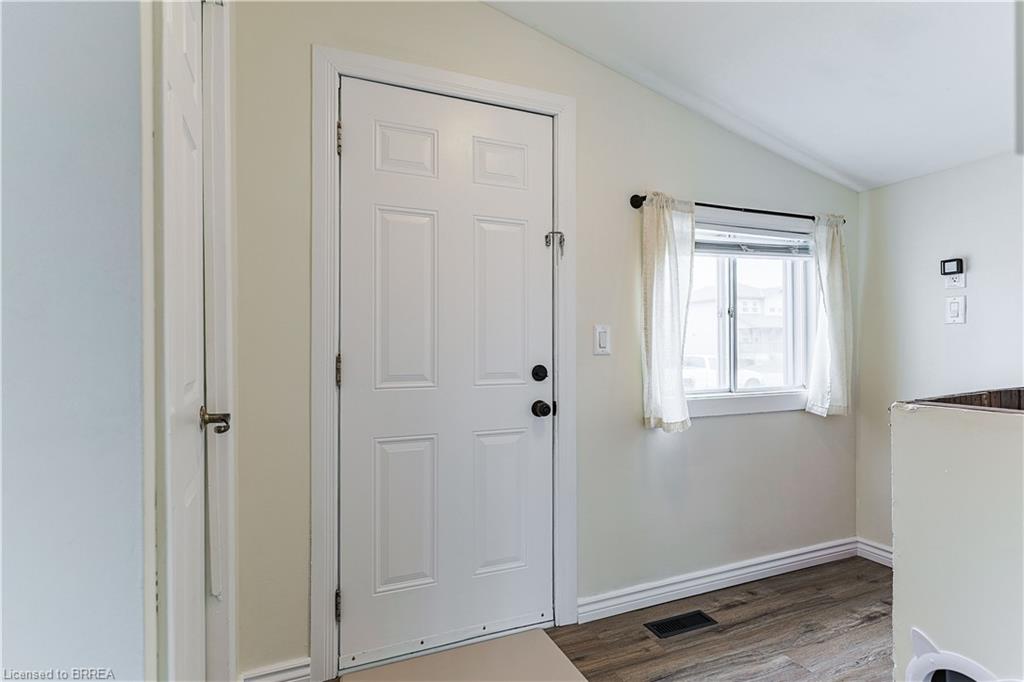197 Clarence Street Property Photo 30