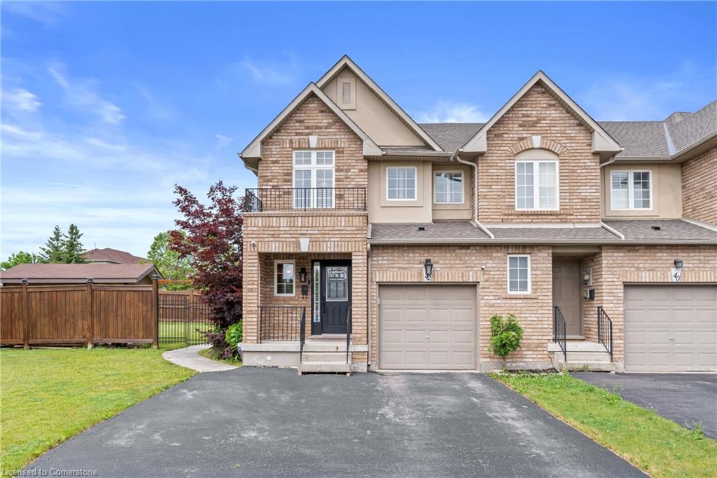 42 Meadow Wood Crescent Property Photo 1