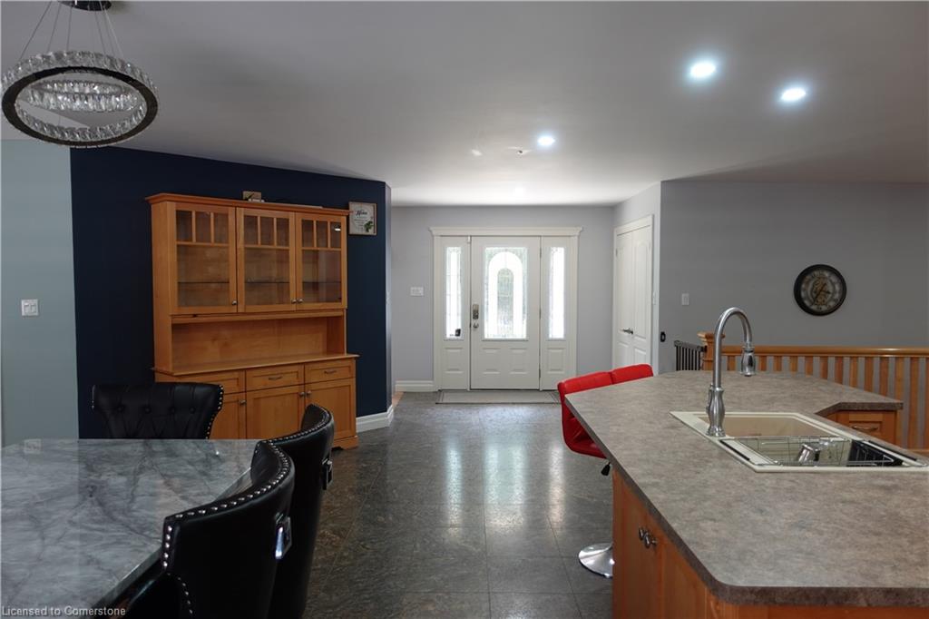 230 South Water Street Property Photo 5