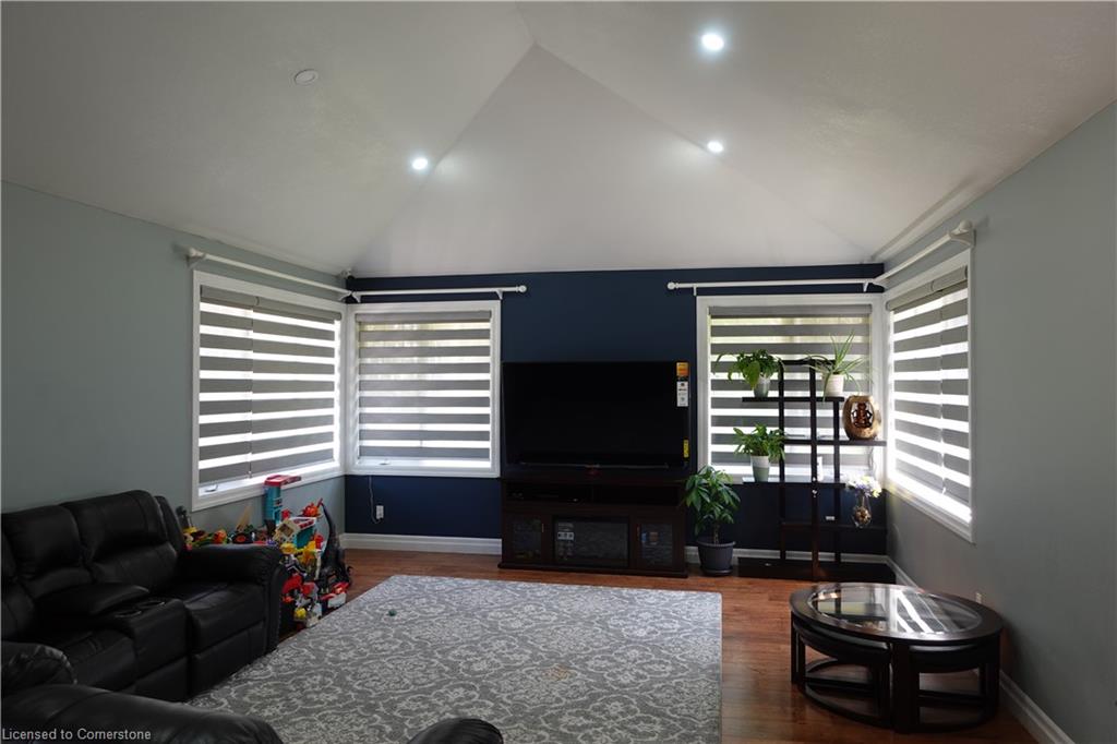 230 South Water Street Property Photo 8