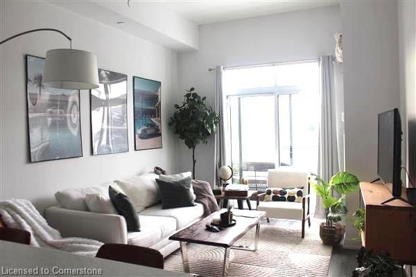 626-5055 Greenlane Road Property Photo 1