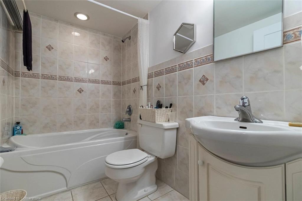 805-8 Woodman Drive S Property Photo 21