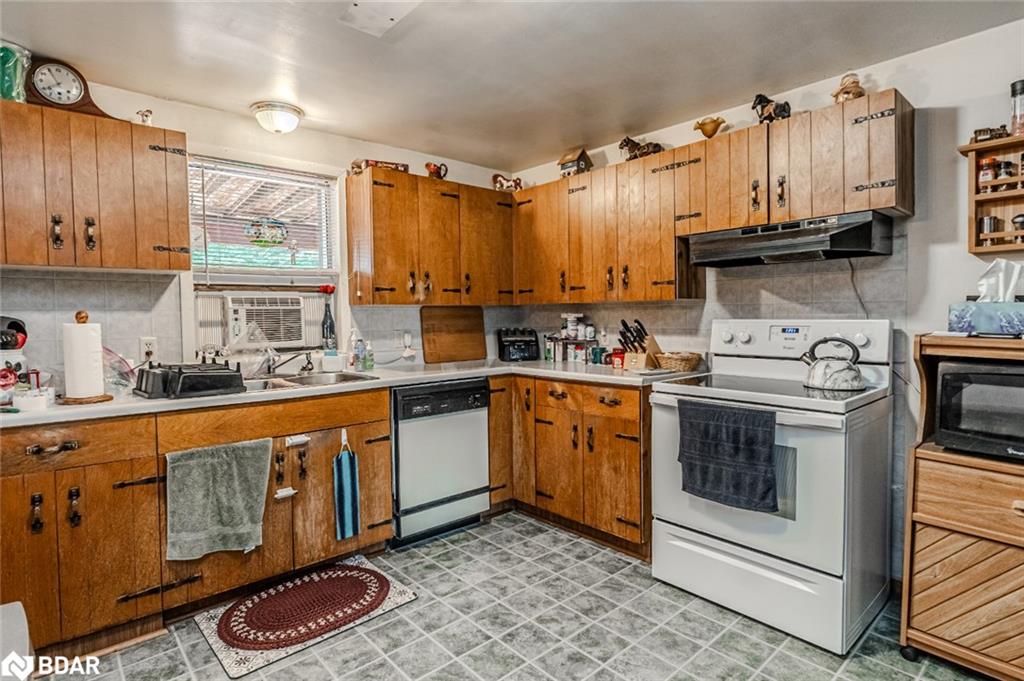 6134 County Road 13 Property Photo 4