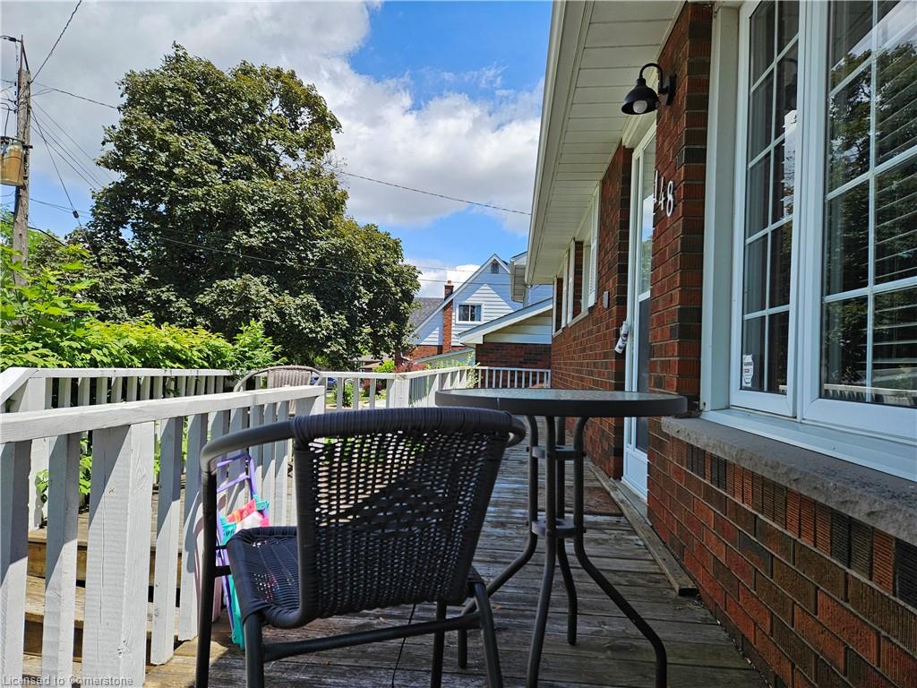 148 Hoover Crescent Property Photo 3