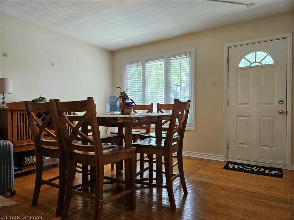 148 Hoover Crescent Property Photo 7