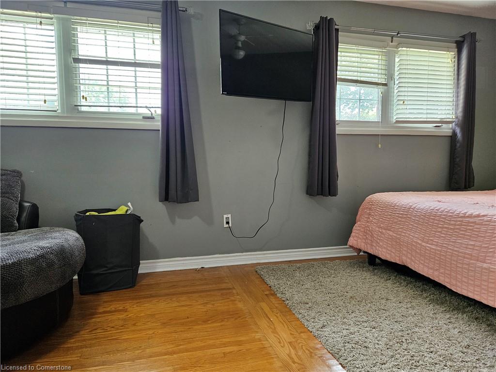 148 Hoover Crescent Property Photo 12