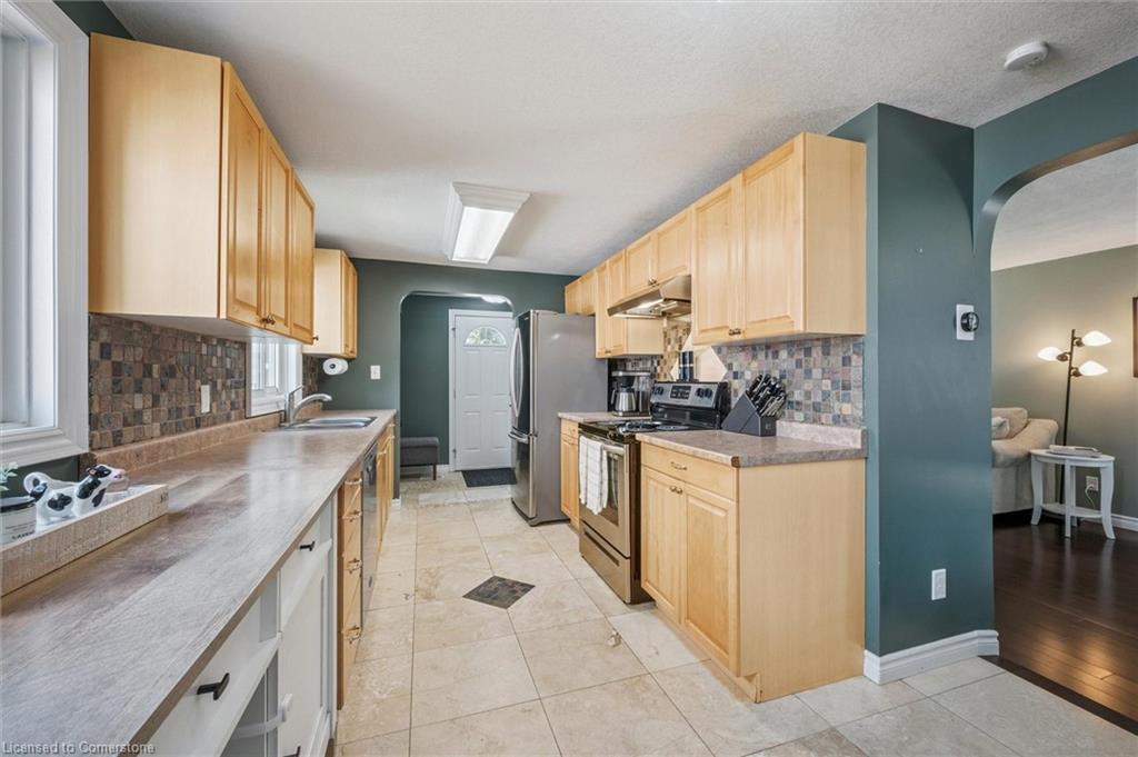 61 Rolling Meadows Drive Property Photo 11