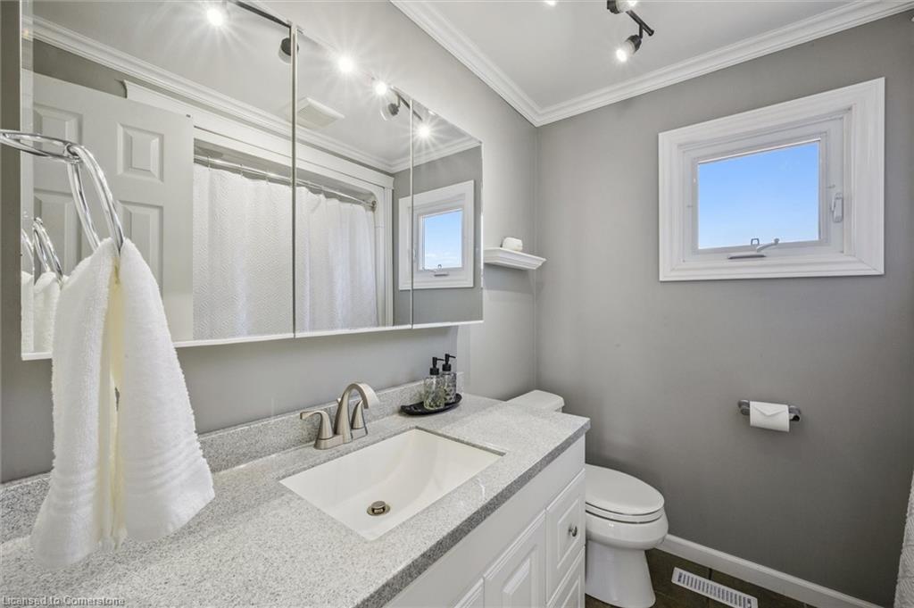 61 Rolling Meadows Drive Property Photo 17