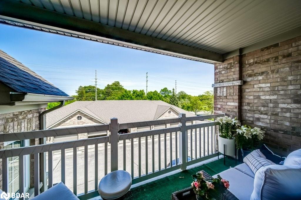 33-520 Silken Laumann Drive Property Photo 25