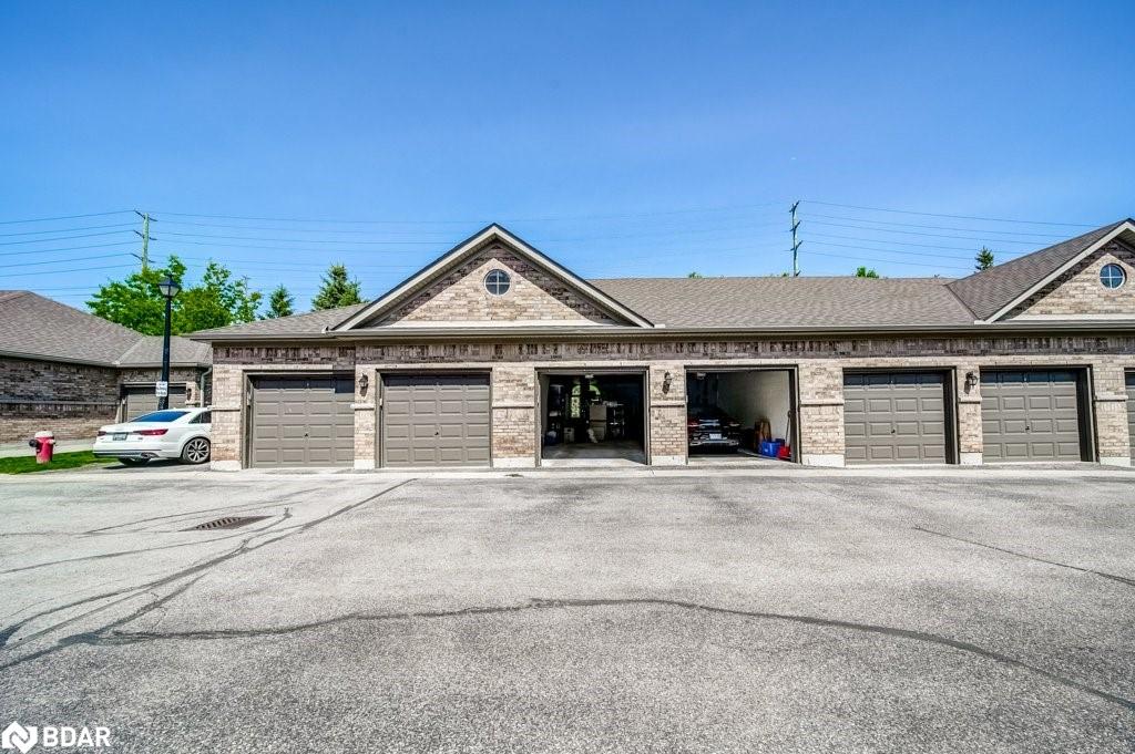 33-520 Silken Laumann Drive Property Photo 28