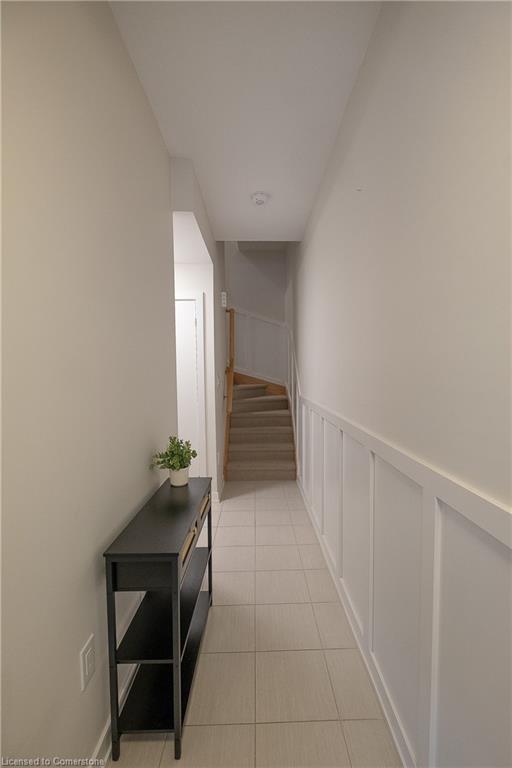 127-590 North Service Road Property Photo 2