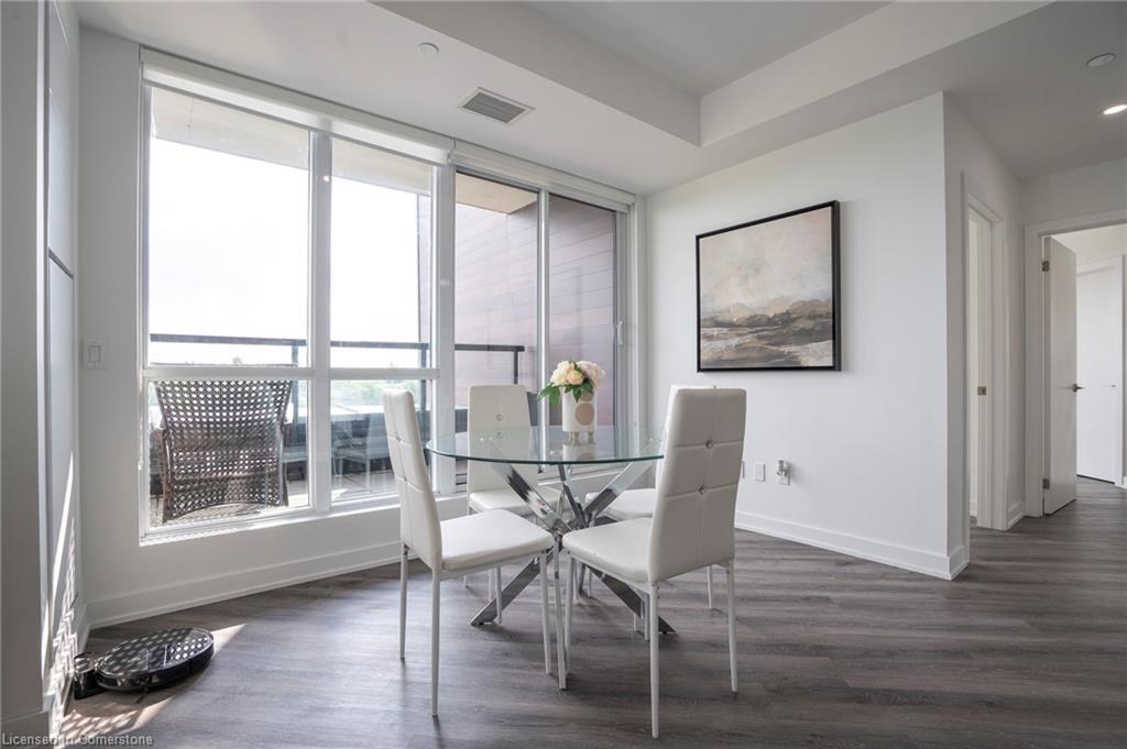 418-600 North Service Road Property Photo 16