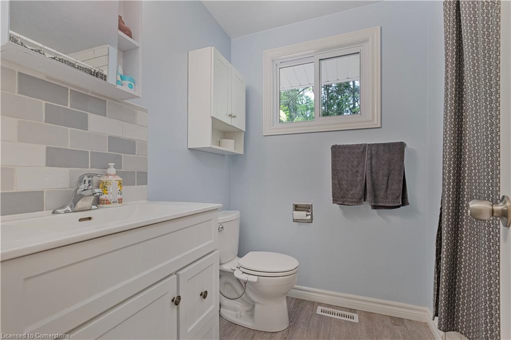 163 Woodside Avenue Property Photo 13