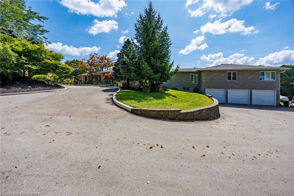 1285 Cockshutt Road Property Photo 8