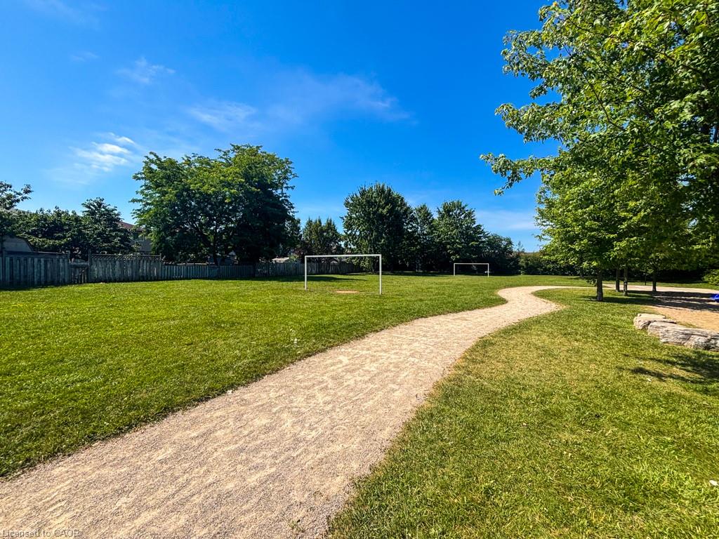 11b-185 Windale Crescent Property Photo 30