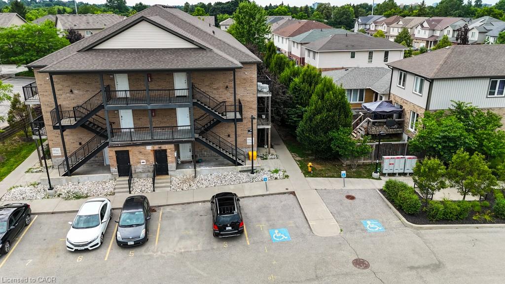 11b-185 Windale Crescent Property Photo 35