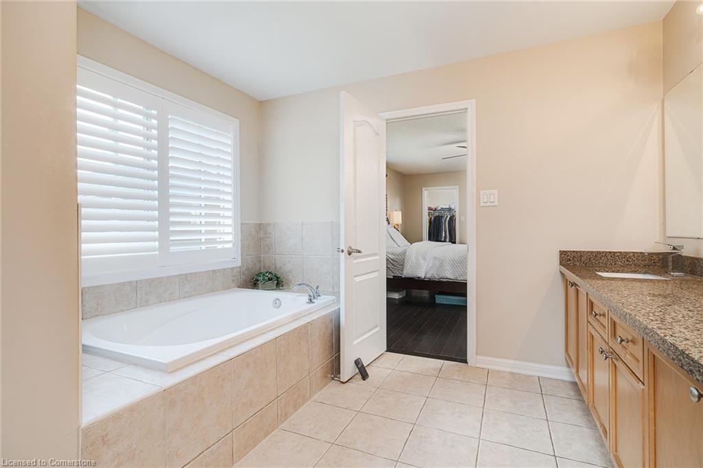 951 Cousens Terrace Property Photo 21