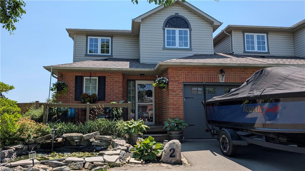 2 Bronte Court Property Photo 1