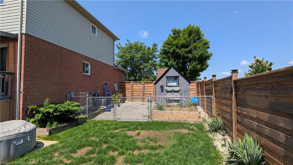 2 Bronte Court Property Photo 33