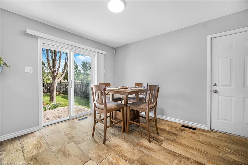 6 Eula White Place Property Photo 7