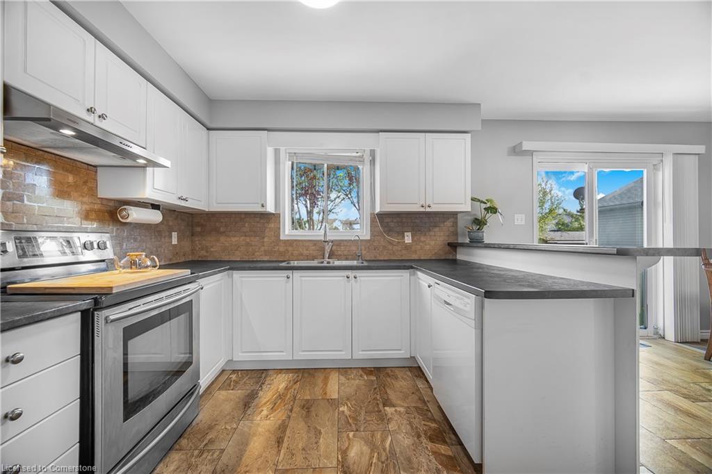 6 Eula White Place Property Photo 8