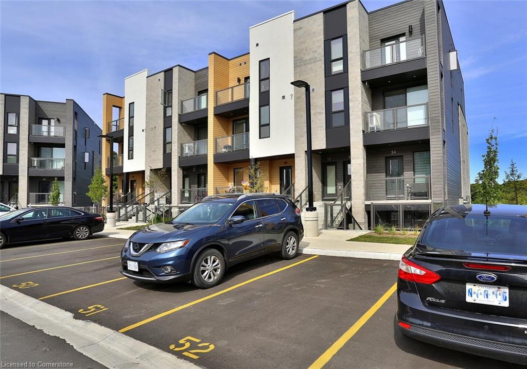 51-261 Woodbine Avenue Property Photo 1