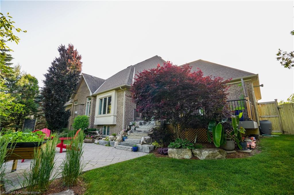 95 Cobblestone Place Property Photo 43